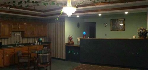Highland Inn Peculiar Extérieur photo
